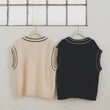 Load image into Gallery viewer, Vネックロゴベスト