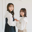Load image into Gallery viewer, ケープフリルブラウス