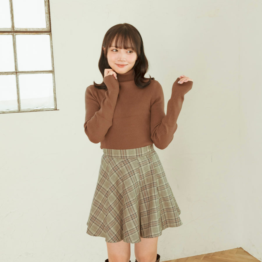 ハイネックリブニット