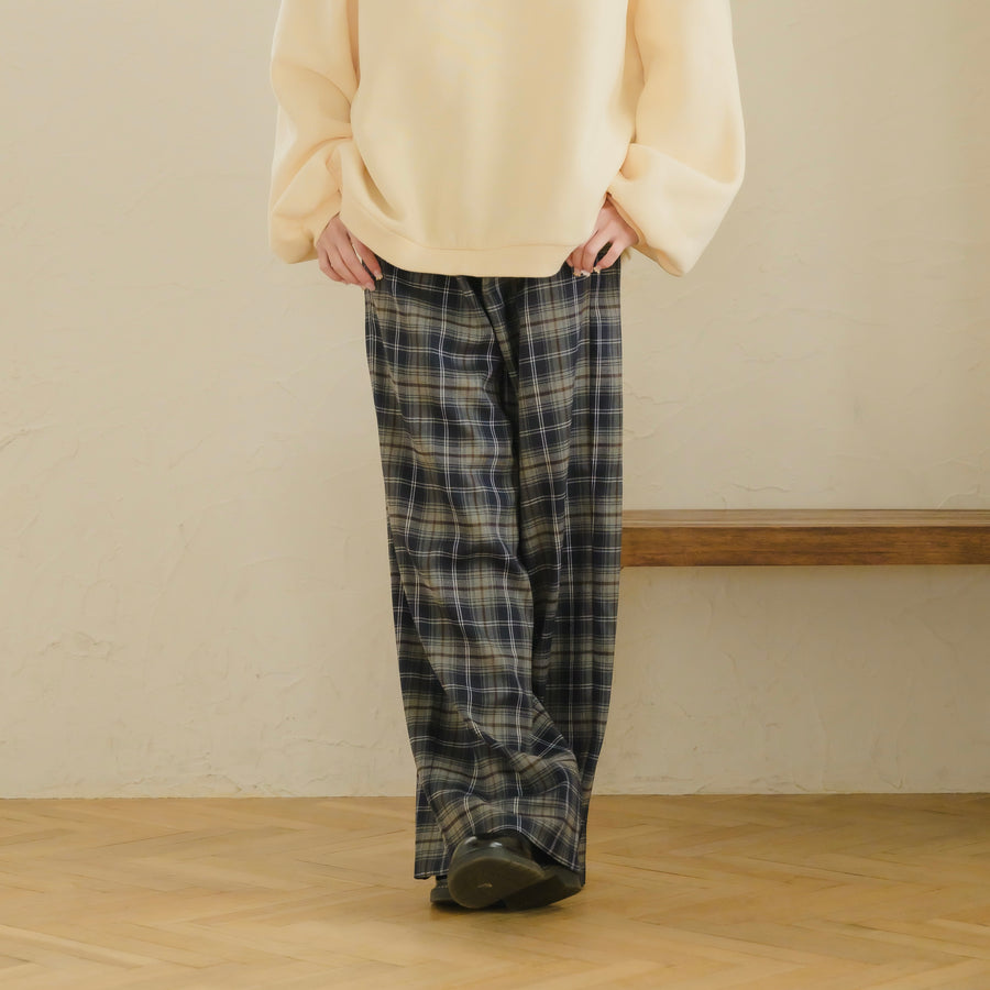 チェックストレートパンツ