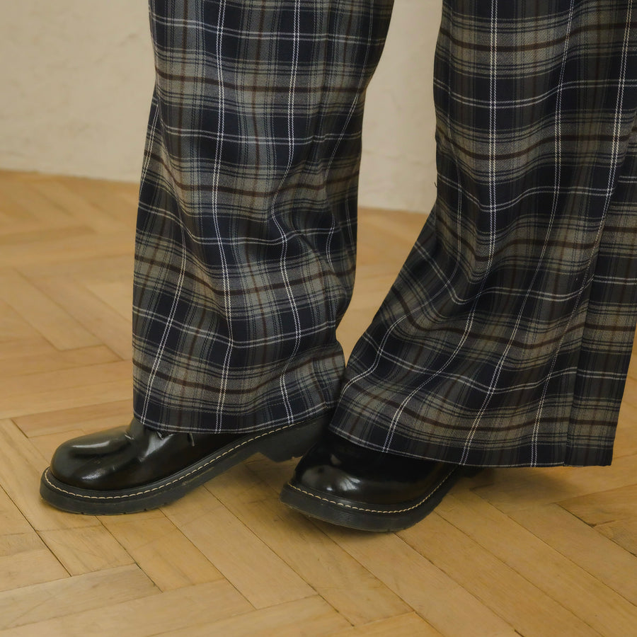 チェックストレートパンツ