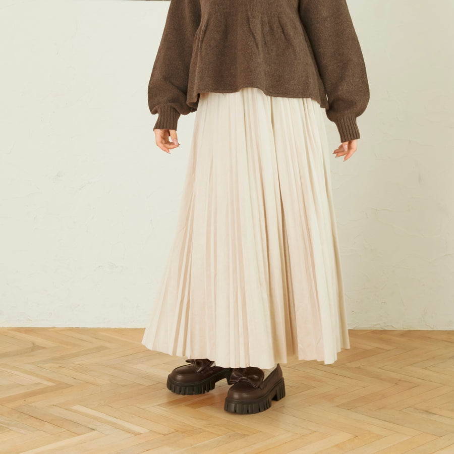ラテカラープリーツスカート