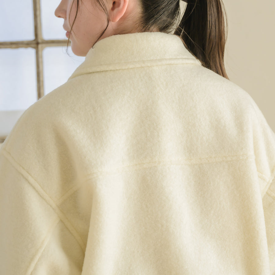 くるみボタンシャギージャケット