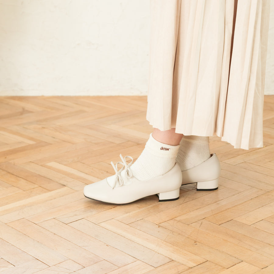 スクエアダブルリボンパンプス