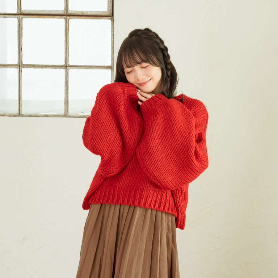 ボリュームスリーブニット