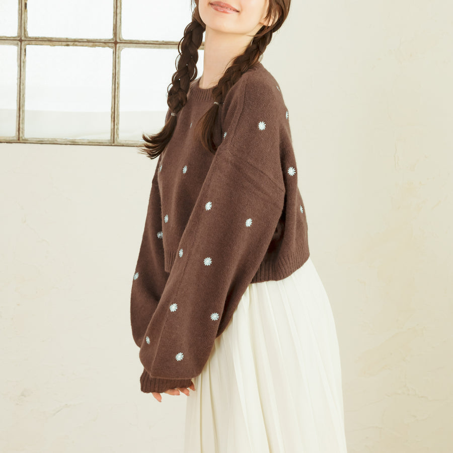 フラワー刺繍スウェット