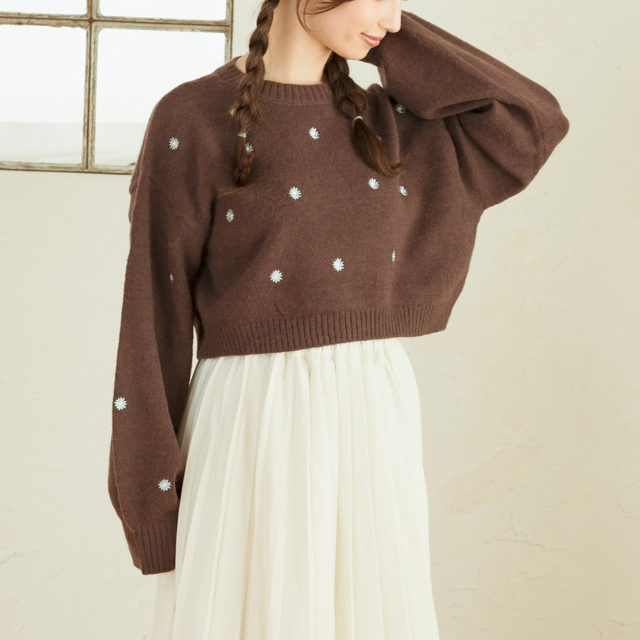 フラワー刺繍スウェット